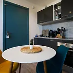 Le Brother - Les Demeures D 'adrien Appartement *