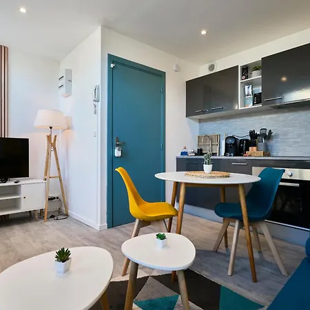 Le Brother - Les Demeures D 'adrien * Carvin