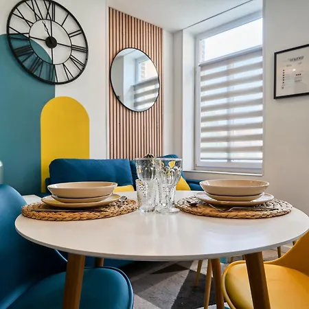 Le Brother - Les Demeures D 'adrien Apartamento