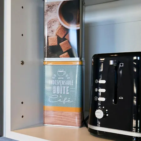 Le Brother - Les Demeures D 'adrien