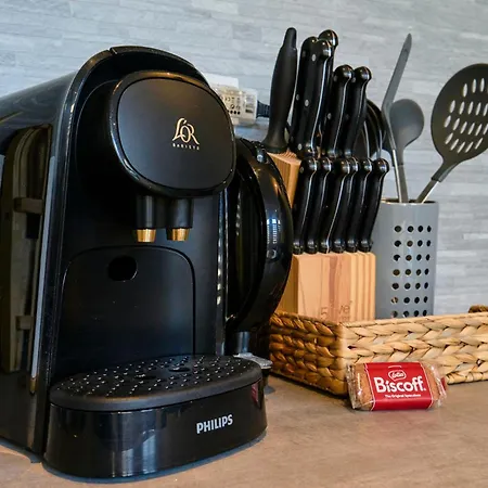 Le Brother - Les Demeures D 'adrien Apartamento *