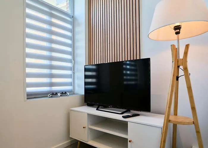 Le Brother - Les Demeures D 'adrien * Carvin